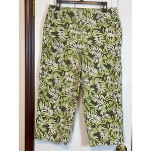 Villager Cropped Pants Green Floral Stretch‎ Casual Size 10